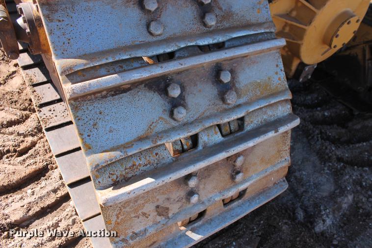 image for item DB5167 2006 Caterpillar D6R XL Series III dozer