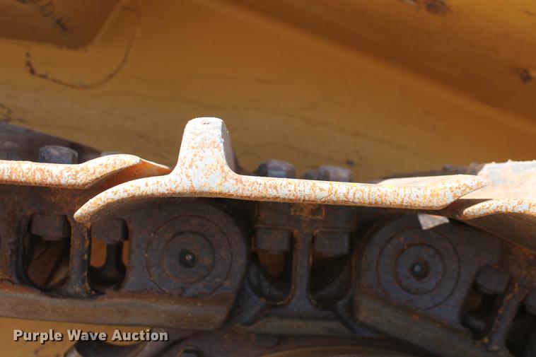 image for item DB5167 2006 Caterpillar D6R XL Series III dozer