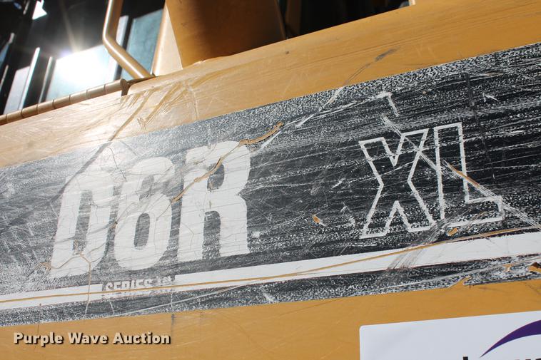 image for item DB5167 2006 Caterpillar D6R XL Series III dozer