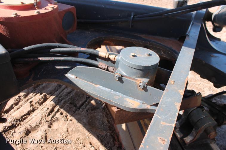 image for item DB5168 2005 John Deere 672D motor grader