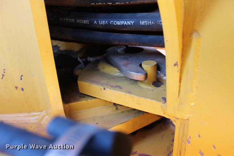 image for item DB5168 2005 John Deere 672D motor grader