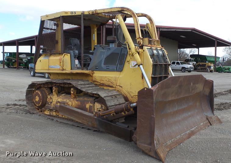image for item DB7189 2003 Komatsu D65EX-15 dozer