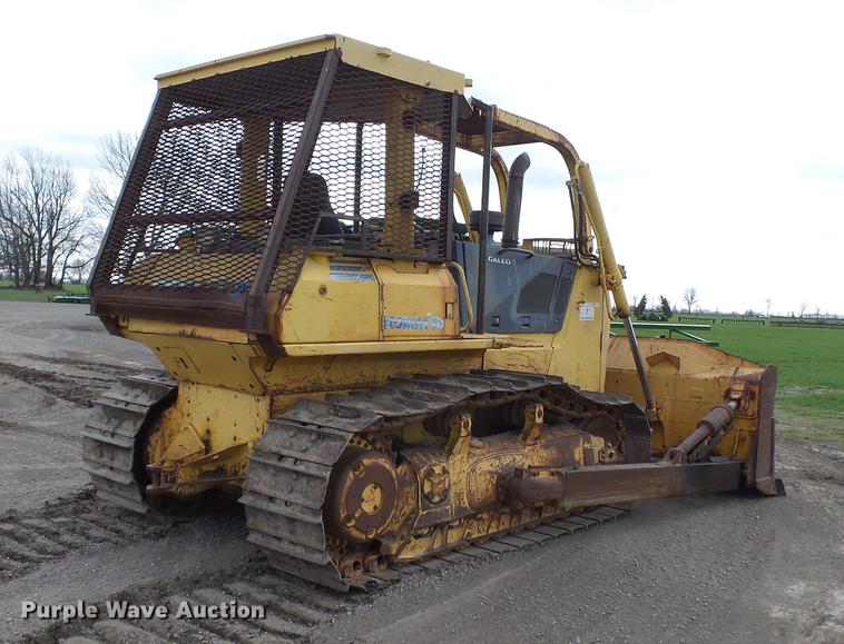 image for item DB7189 2003 Komatsu D65EX-15 dozer