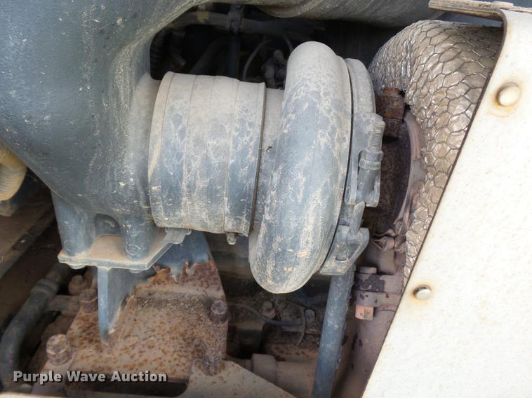 image for item DB7189 2003 Komatsu D65EX-15 dozer