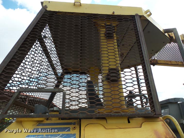 image for item DB7189 2003 Komatsu D65EX-15 dozer