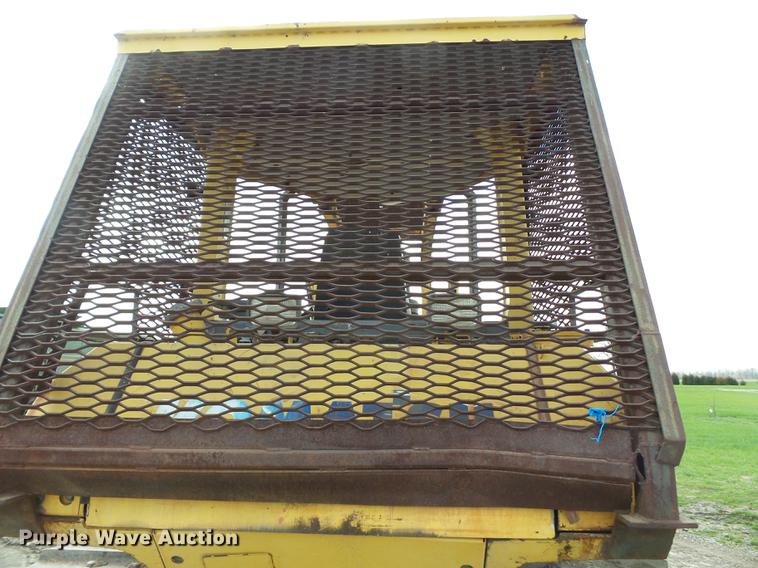 image for item DB7189 2003 Komatsu D65EX-15 dozer