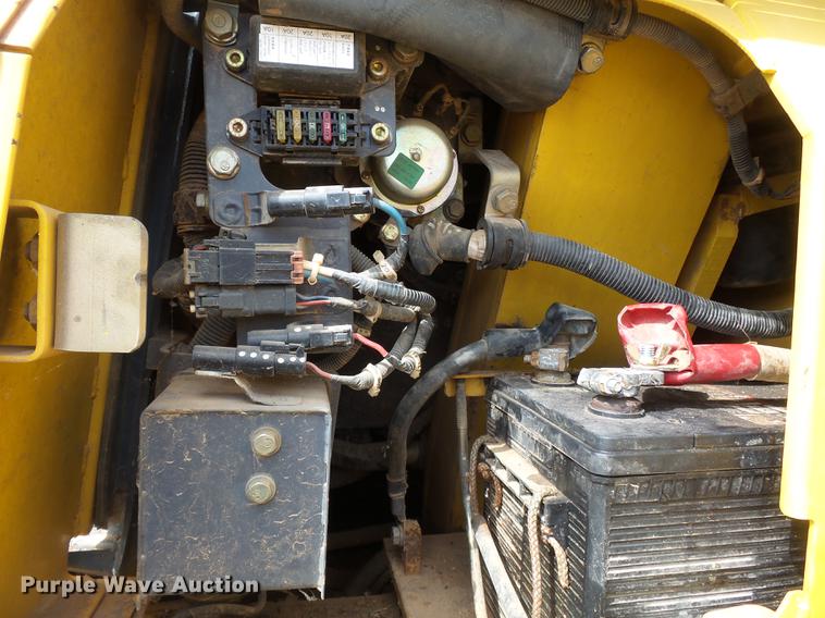 image for item DB7189 2003 Komatsu D65EX-15 dozer