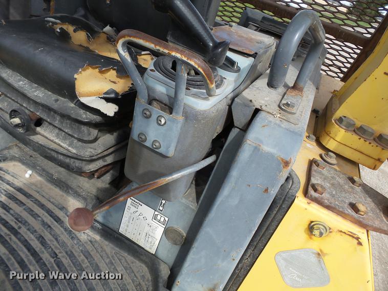 image for item DB7189 2003 Komatsu D65EX-15 dozer