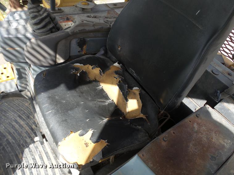 image for item DB7189 2003 Komatsu D65EX-15 dozer