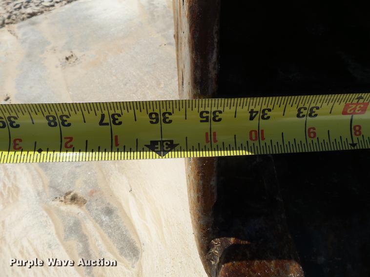 image for item DB7192 2006 Takeuchi TB175 mini excavator