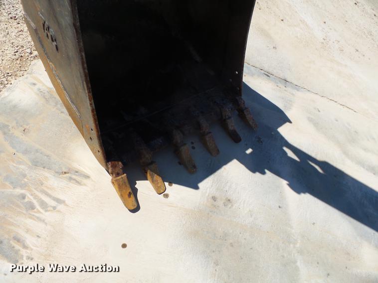 image for item DB7192 2006 Takeuchi TB175 mini excavator