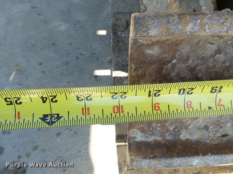 image for item DB7192 2006 Takeuchi TB175 mini excavator