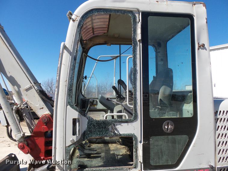 image for item DB7192 2006 Takeuchi TB175 mini excavator