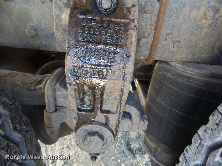 image for item DB7199 1997 Peterbilt 330 flatbed truck with mixing system