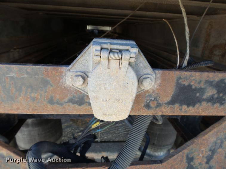 image for item DB7199 1997 Peterbilt 330 flatbed truck with mixing system