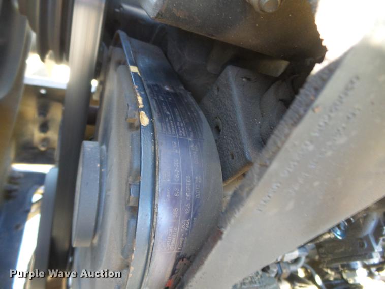 image for item DB7199 1997 Peterbilt 330 flatbed truck with mixing system