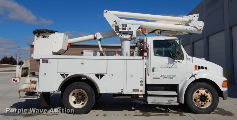 image for item DC0307 2005 Sterling Acterra bucket truck