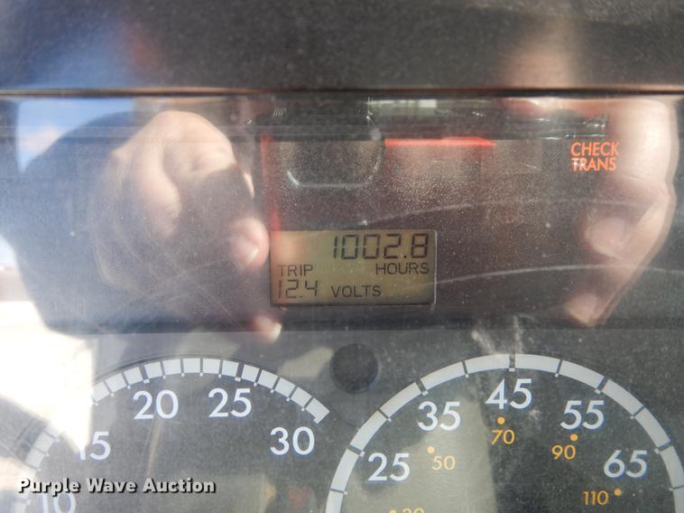 image for item DC0307 2005 Sterling Acterra bucket truck