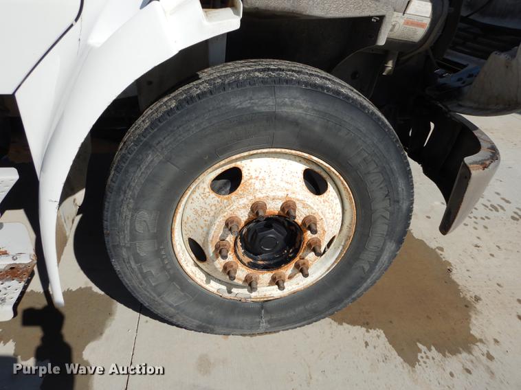 image for item DC0307 2005 Sterling Acterra bucket truck