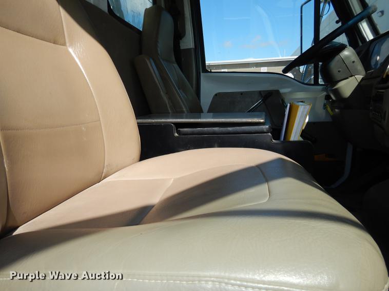 image for item DC0307 2005 Sterling Acterra bucket truck