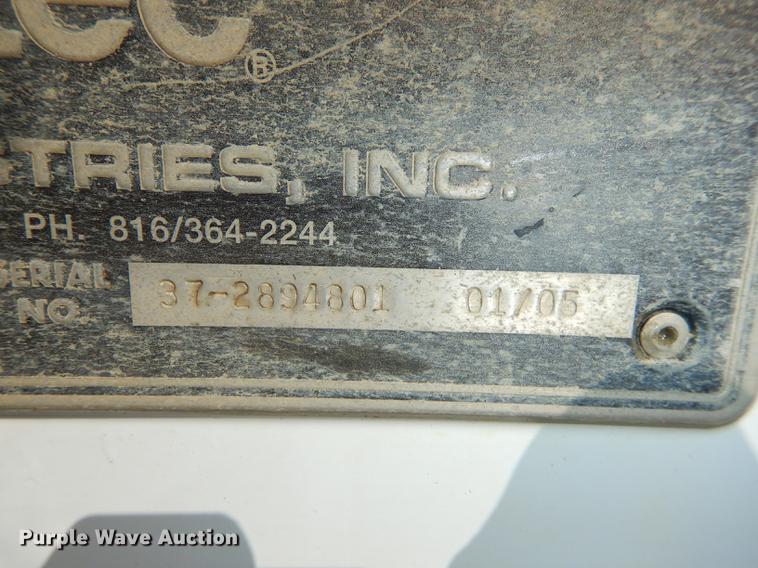 image for item DC0307 2005 Sterling Acterra bucket truck