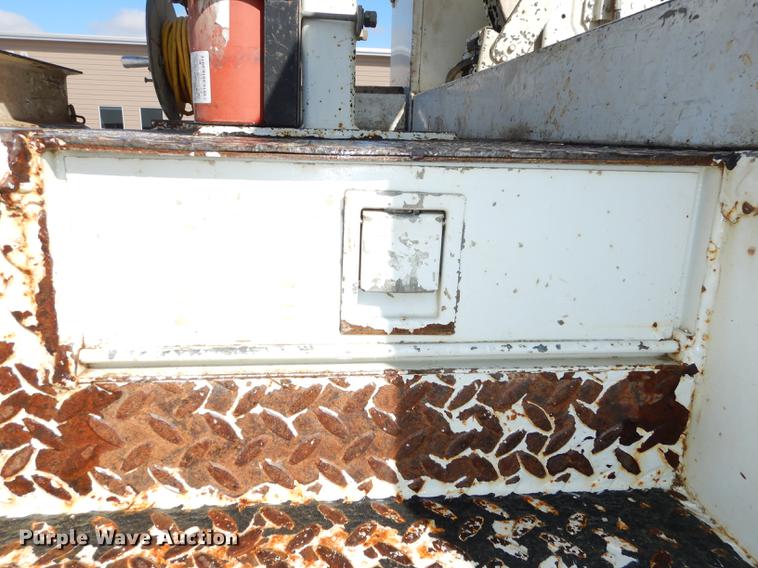 image for item DC0307 2005 Sterling Acterra bucket truck