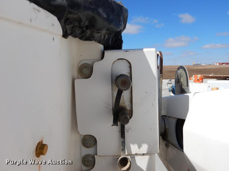 image for item DC0307 2005 Sterling Acterra bucket truck