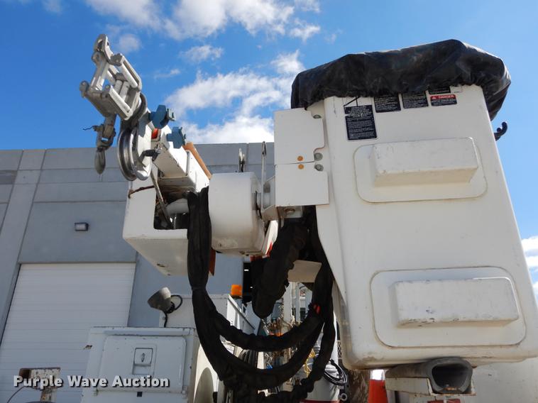 image for item DC0307 2005 Sterling Acterra bucket truck