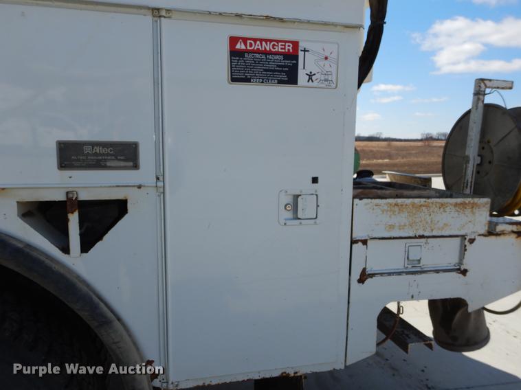 image for item DC0307 2005 Sterling Acterra bucket truck