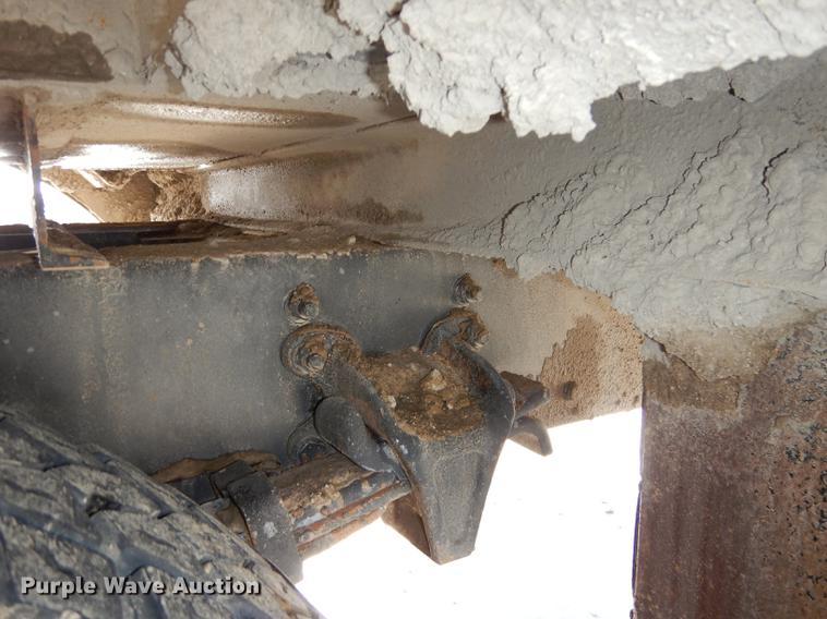 image for item DC0307 2005 Sterling Acterra bucket truck