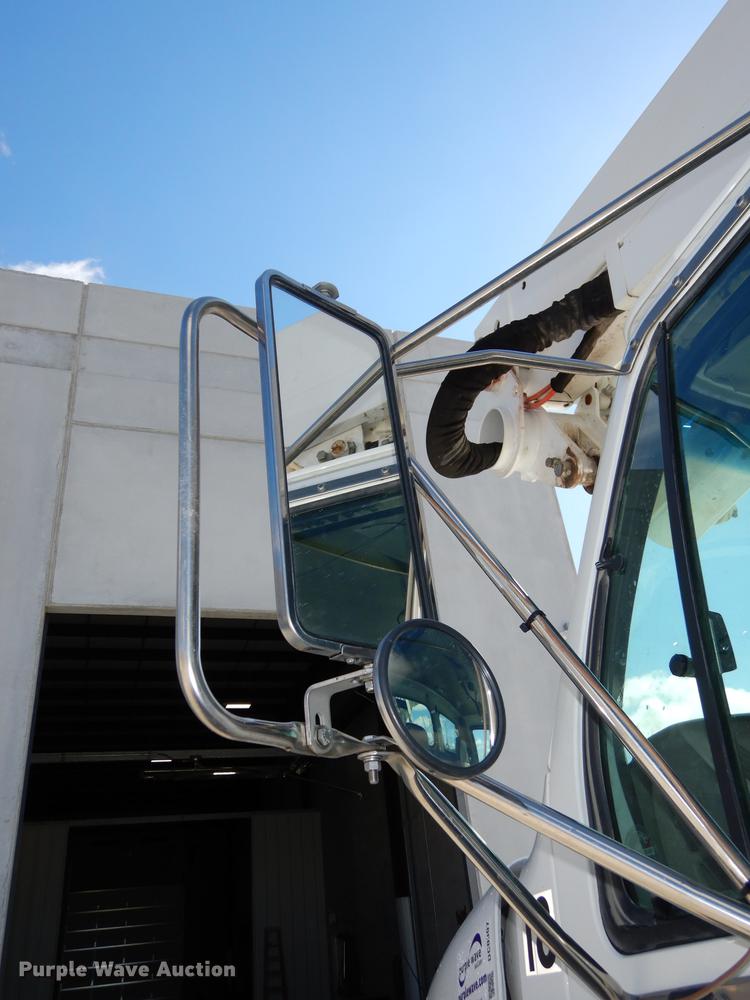 image for item DC0307 2005 Sterling Acterra bucket truck