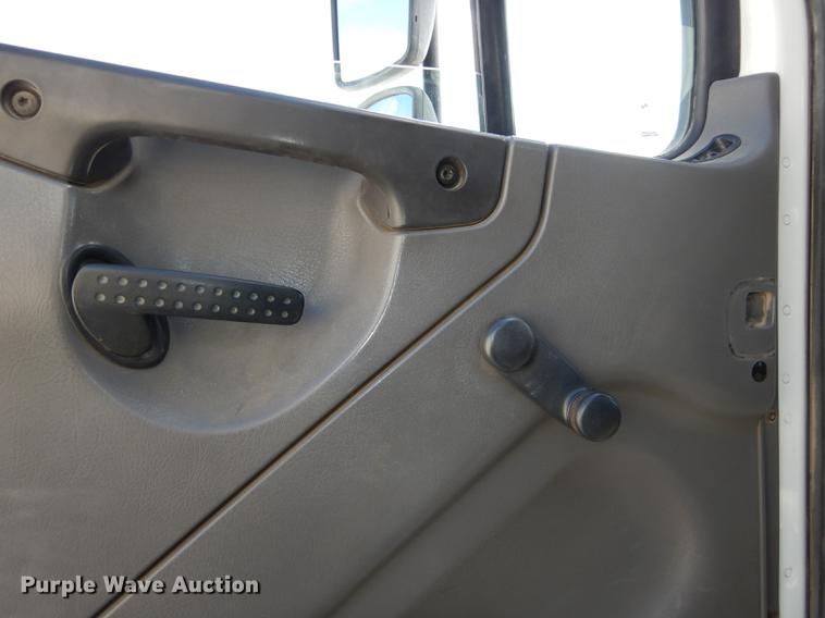 image for item DC0310 2006 Freightliner M2 106 bucket truck