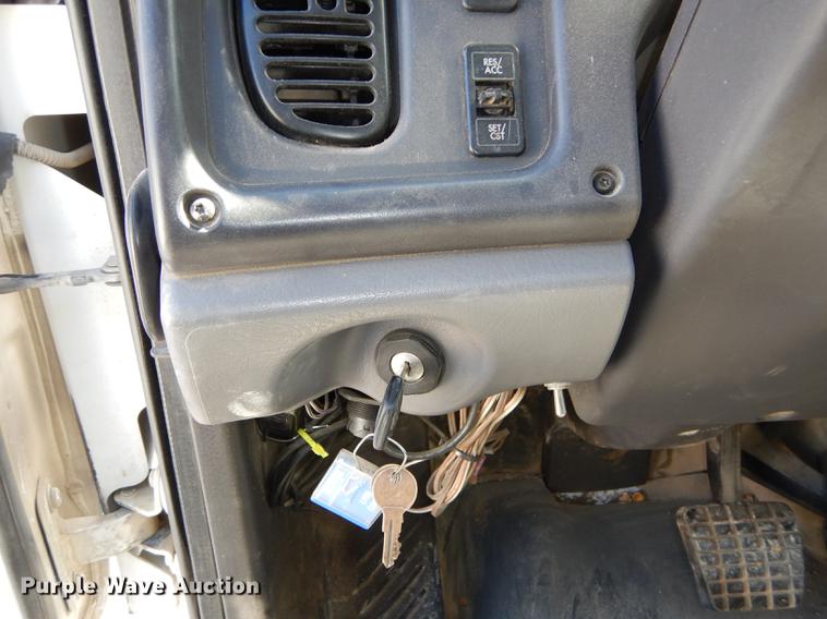 image for item DC0310 2006 Freightliner M2 106 bucket truck