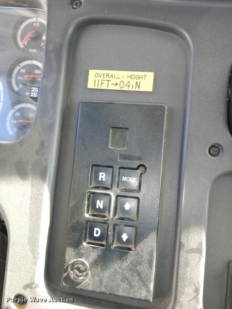 image for item DC0310 2006 Freightliner M2 106 bucket truck