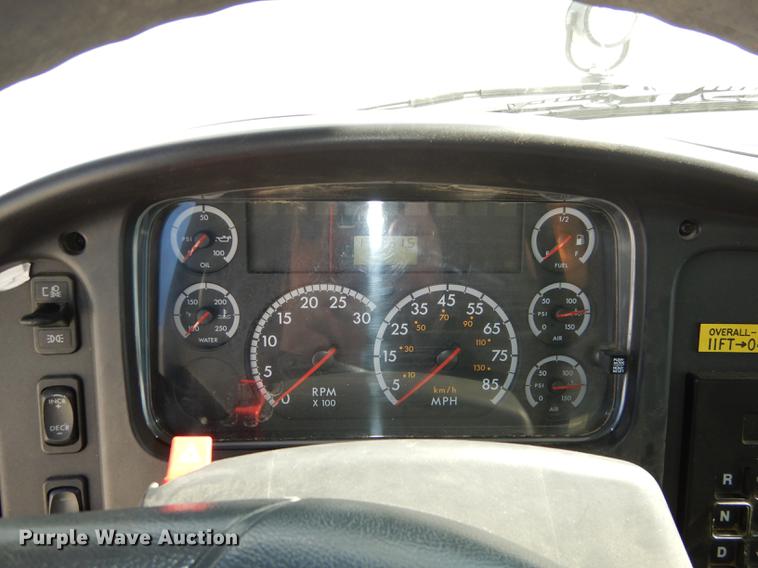 image for item DC0310 2006 Freightliner M2 106 bucket truck