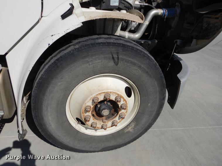 image for item DC0310 2006 Freightliner M2 106 bucket truck