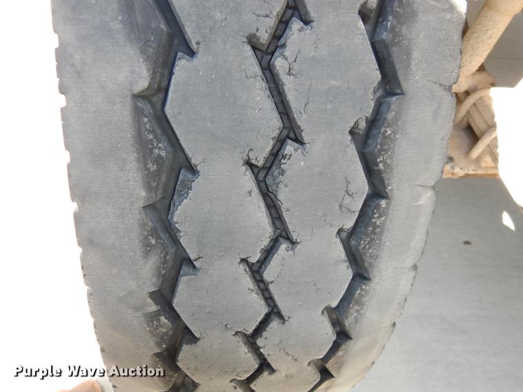 image for item DC0310 2006 Freightliner M2 106 bucket truck