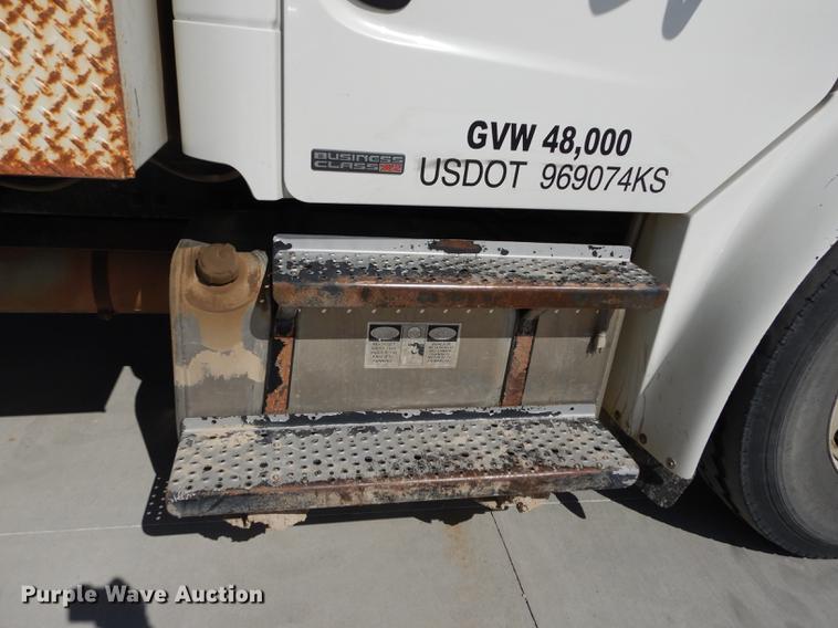 image for item DC0310 2006 Freightliner M2 106 bucket truck