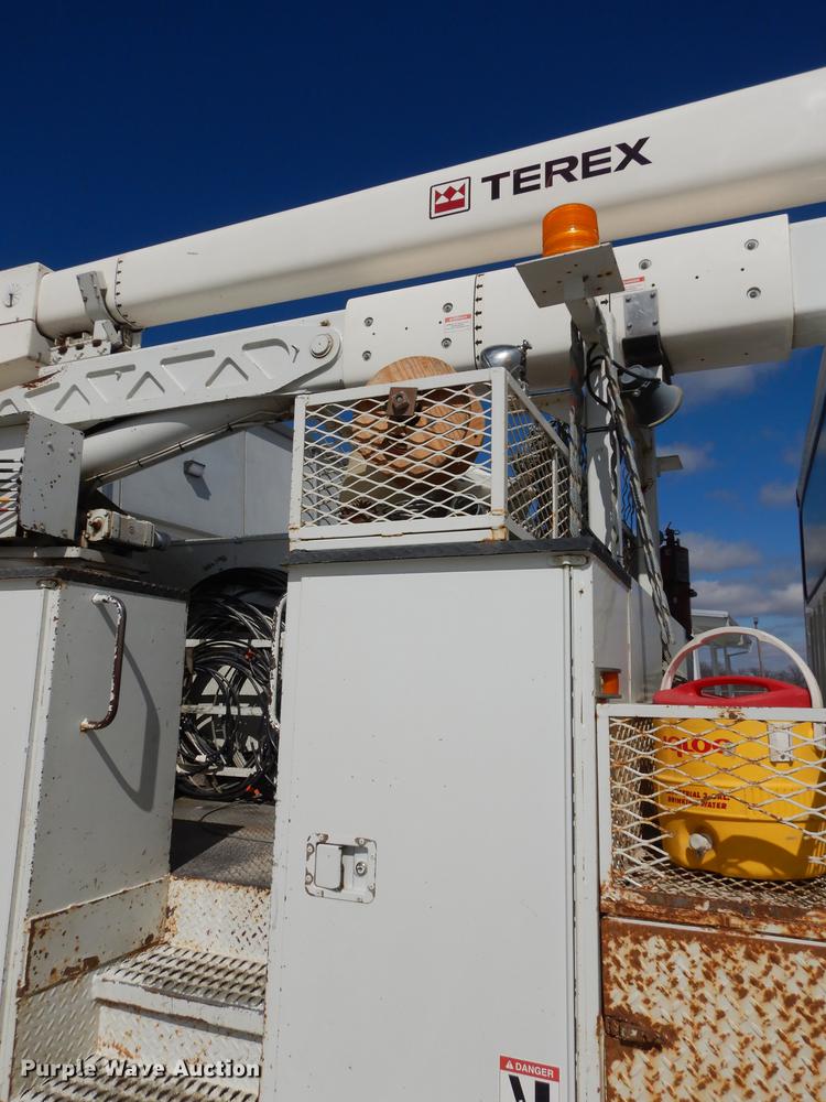 image for item DC0310 2006 Freightliner M2 106 bucket truck