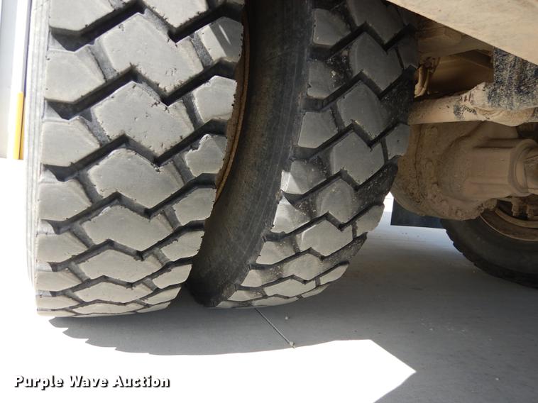 image for item DC0310 2006 Freightliner M2 106 bucket truck