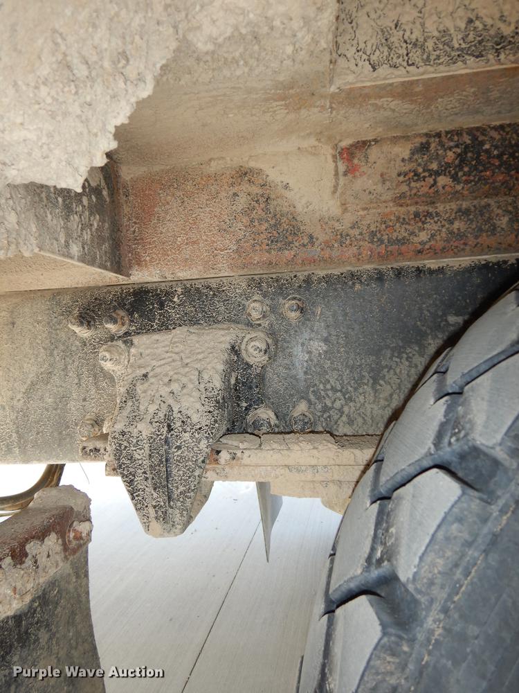 image for item DC0310 2006 Freightliner M2 106 bucket truck