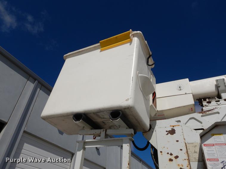 image for item DC0310 2006 Freightliner M2 106 bucket truck