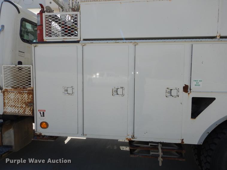 image for item DC0310 2006 Freightliner M2 106 bucket truck