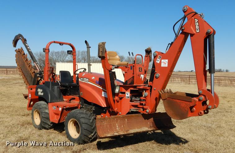 image for item DC0328 2005 Ditch Witch RT55H trencher