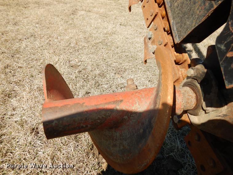 image for item DC0328 2005 Ditch Witch RT55H trencher
