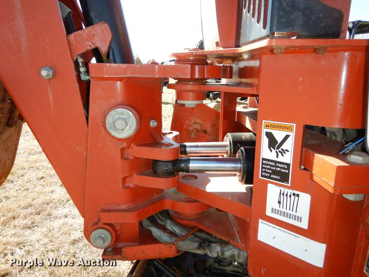 image for item DC0328 2005 Ditch Witch RT55H trencher