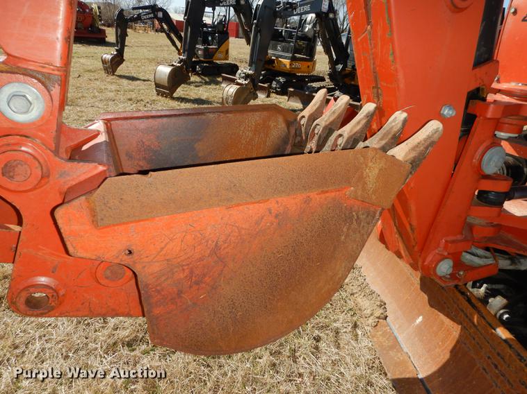 image for item DC0328 2005 Ditch Witch RT55H trencher