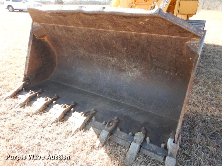 image for item DC0338 2000 John Deere 655C track loader