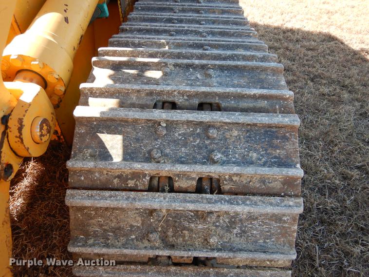 image for item DC0338 2000 John Deere 655C track loader