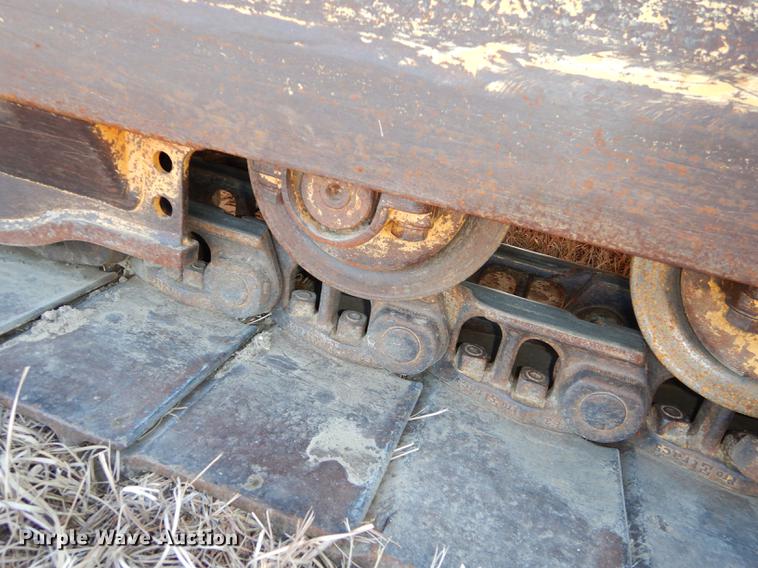 image for item DC0338 2000 John Deere 655C track loader